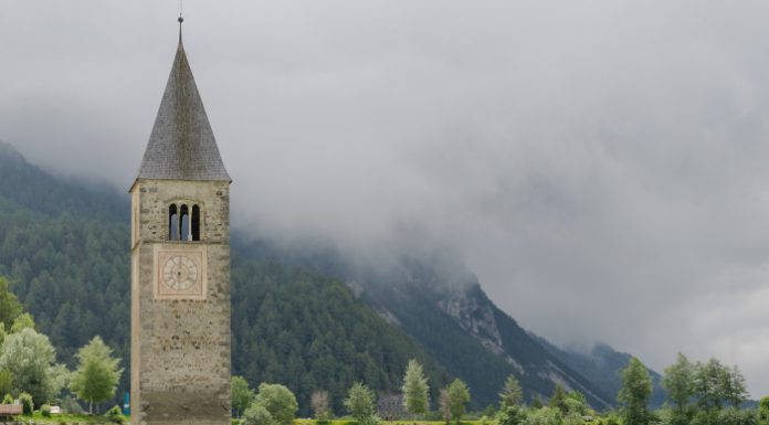 Curon Lago di Resia